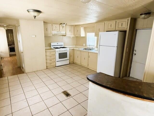 702 N State – photo 4