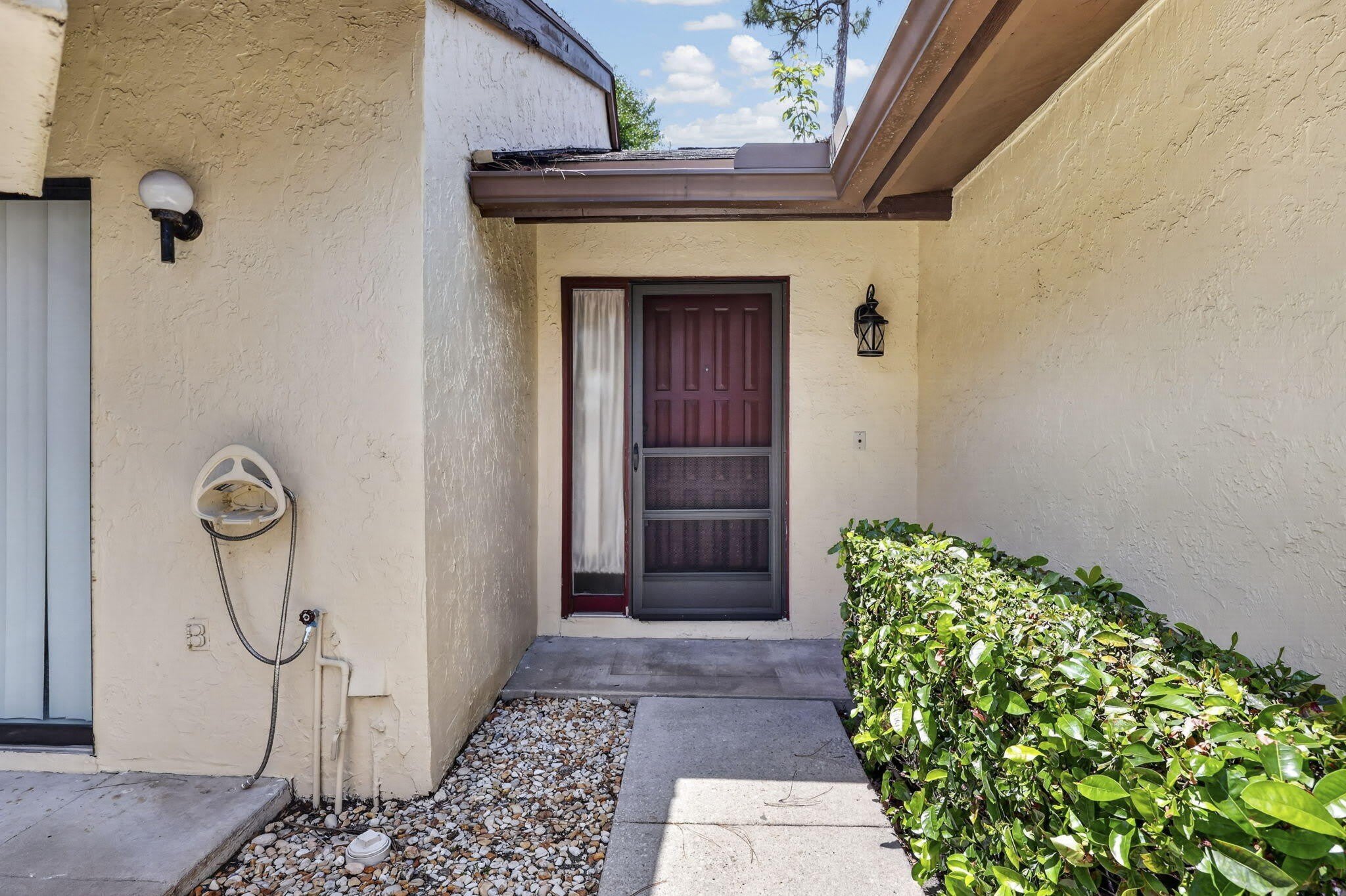 184 MASTIC TREE Court – photo 4
