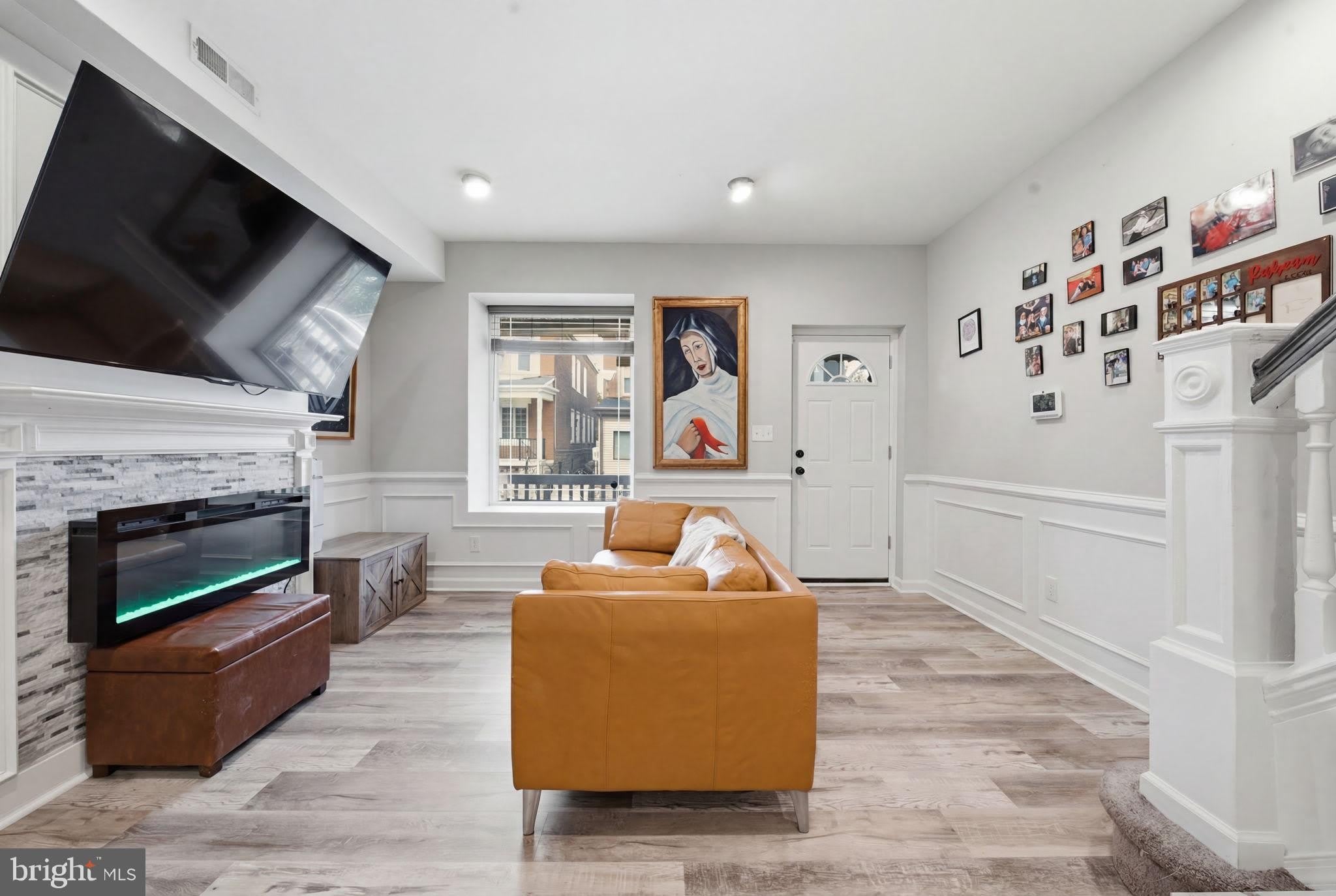 6114 ROSS Street – photo 5