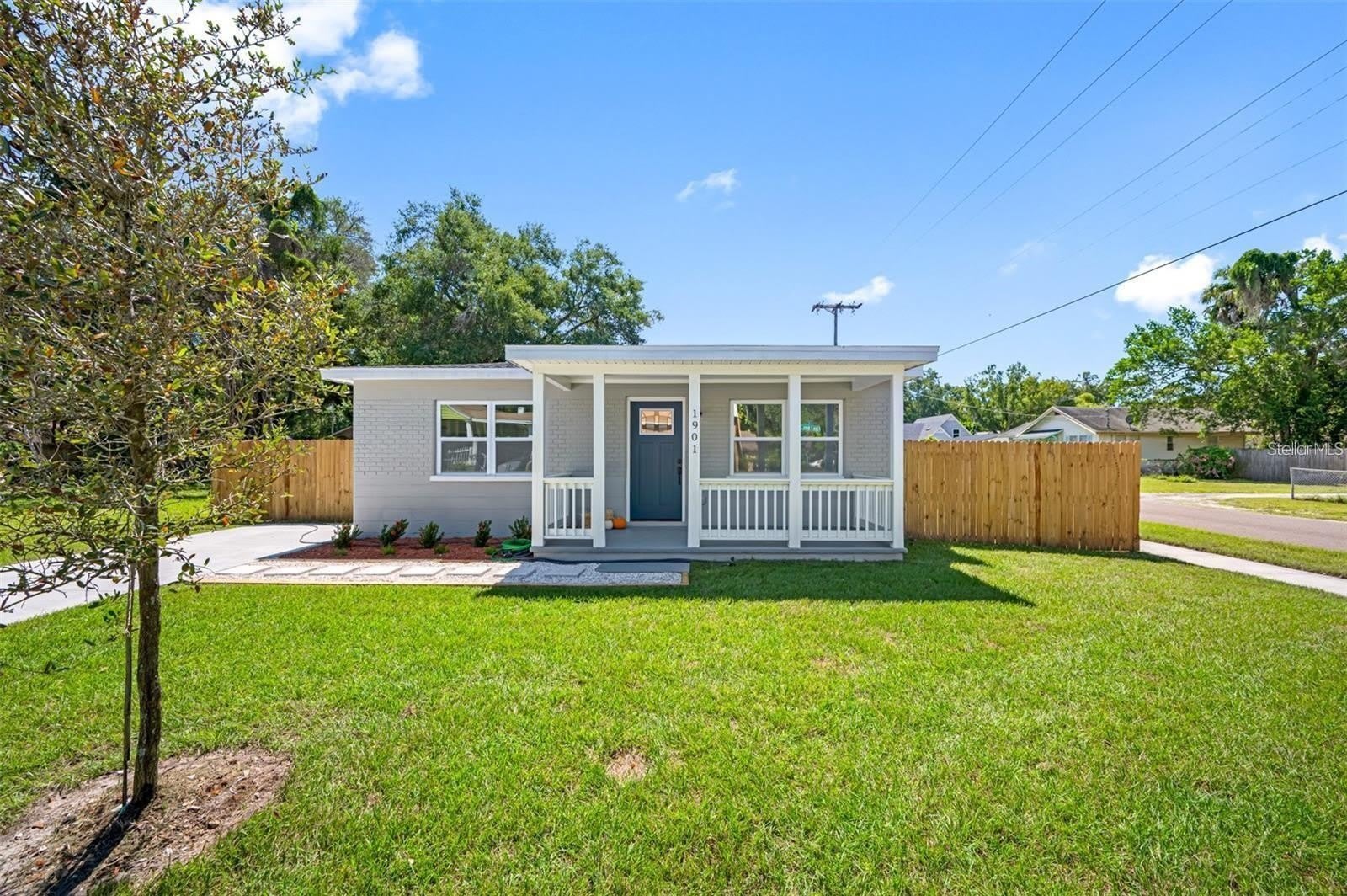 1901 E New Orleans Avenue – photo 1