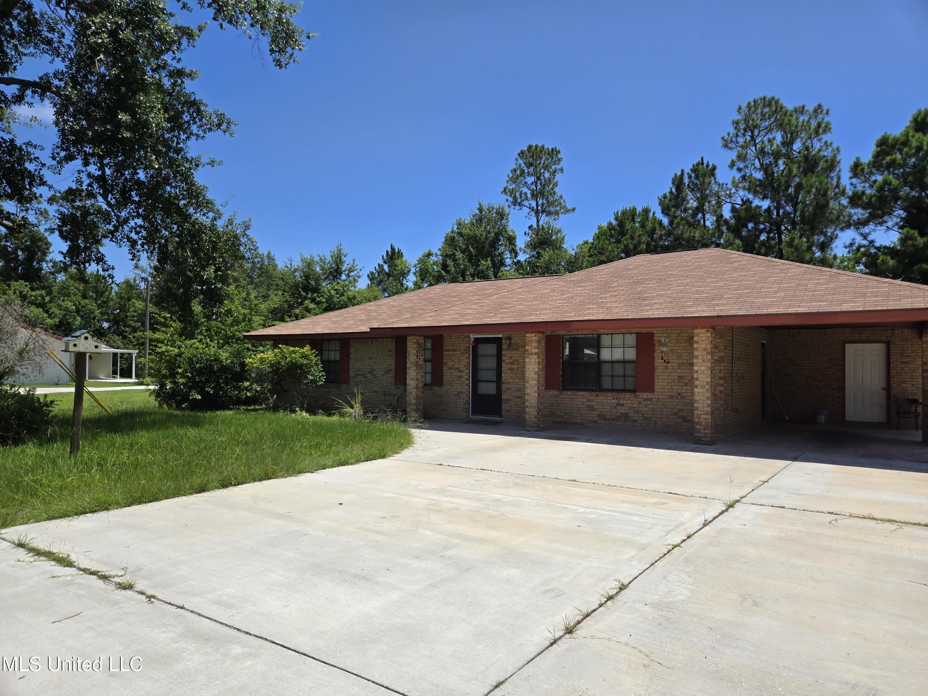 530 Easterbrook Street – photo 2