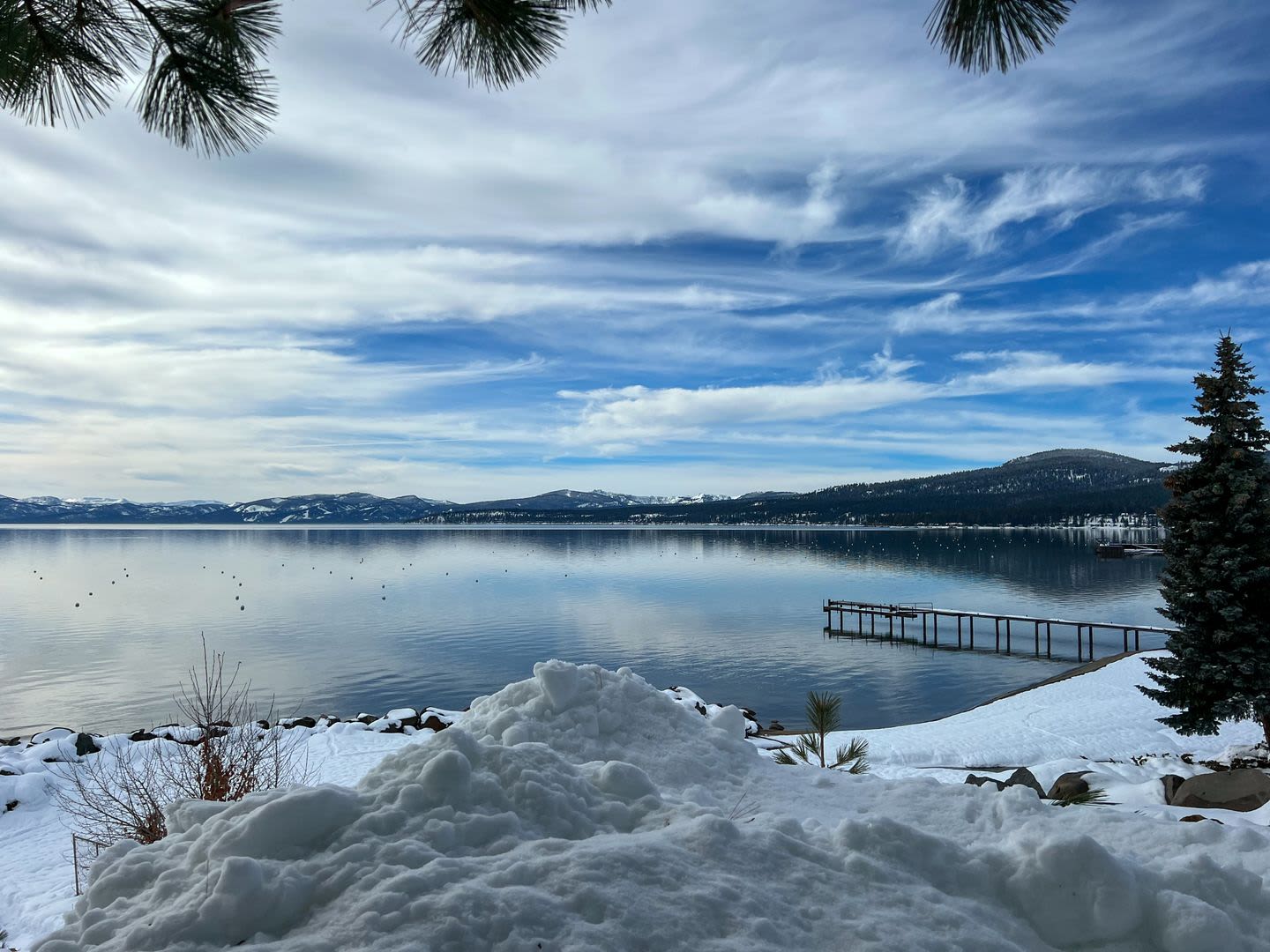 Open For Fall And Winter Private Beach Fully Furnished Simplicity In A Dream Location Lake Front Condo Fully Remodeled Private Dock And Beach – photo 2