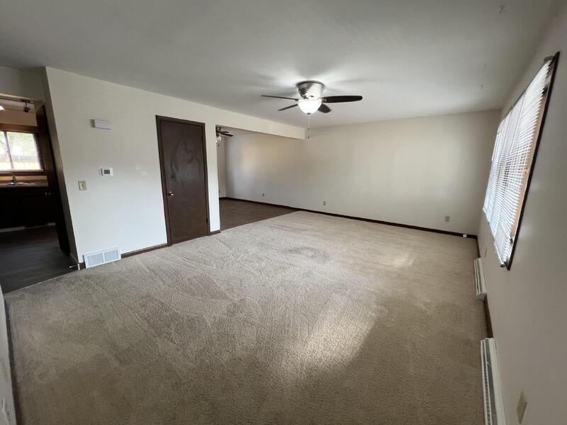 536 Melody Ln – photo 2