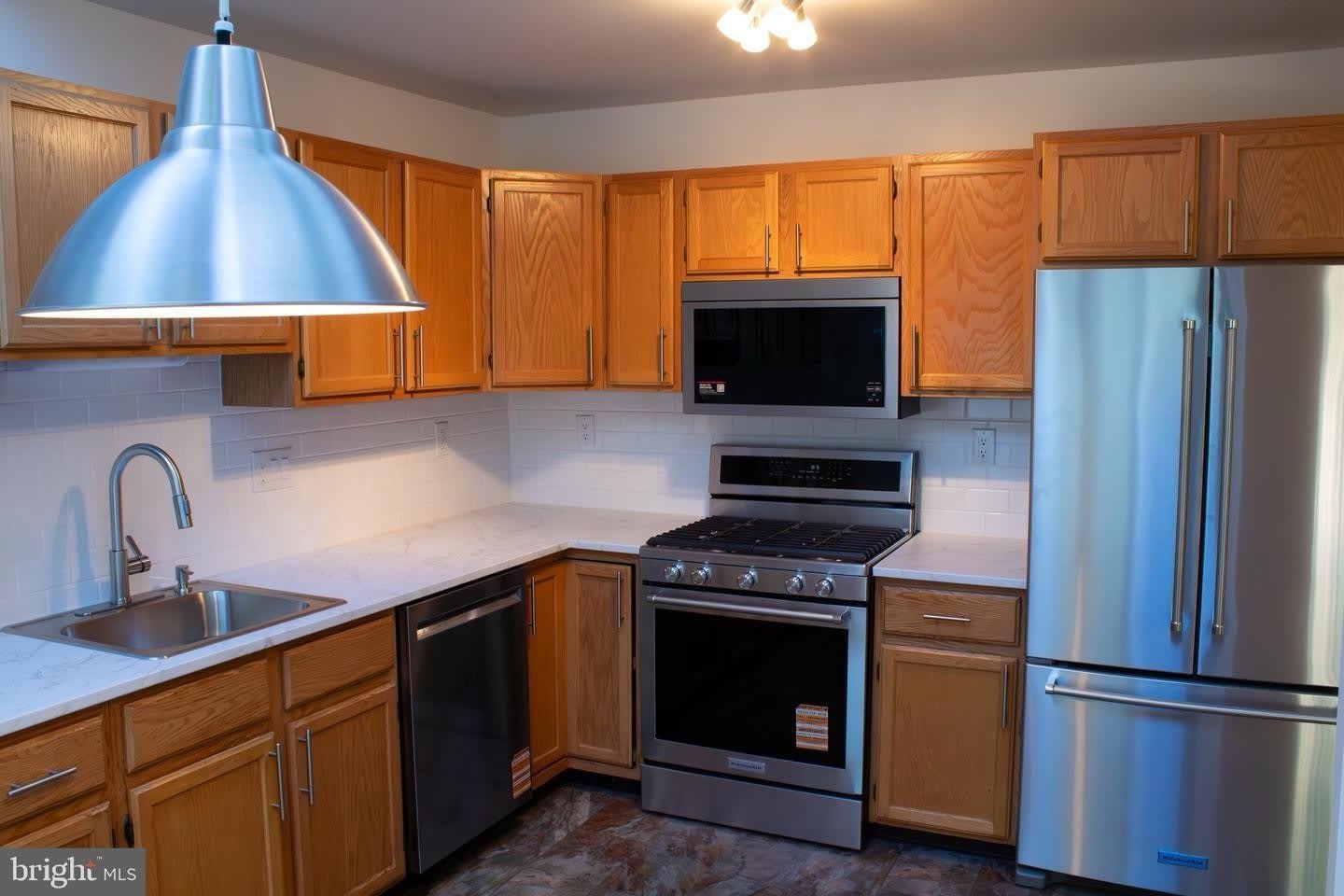 432 COUNTRY CLUB Drive – photo 4