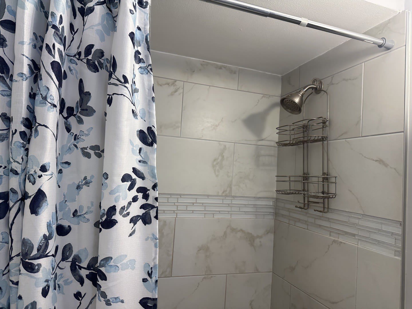 8805 Dee Road – photo 5
