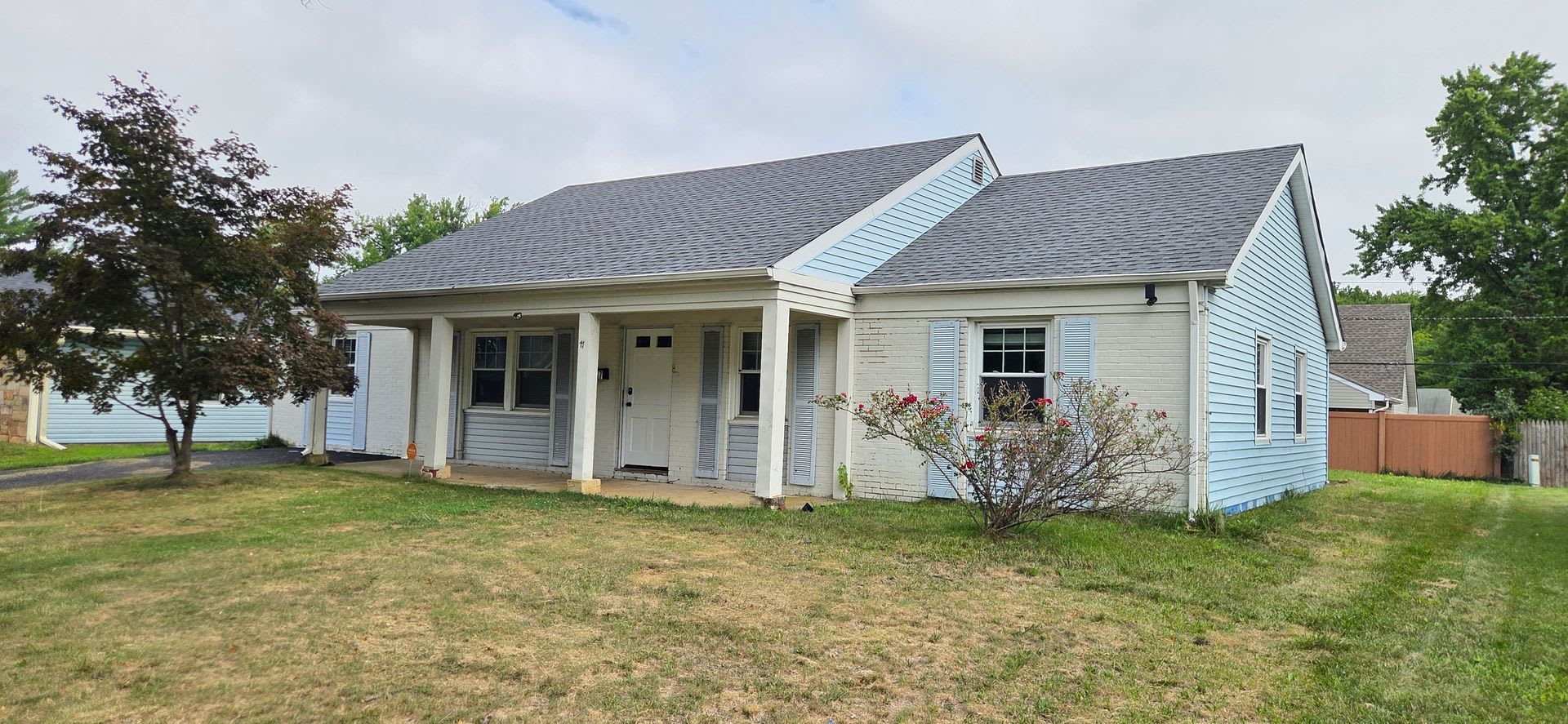 Spacious 3 Bedroom House for Rent – photo 1