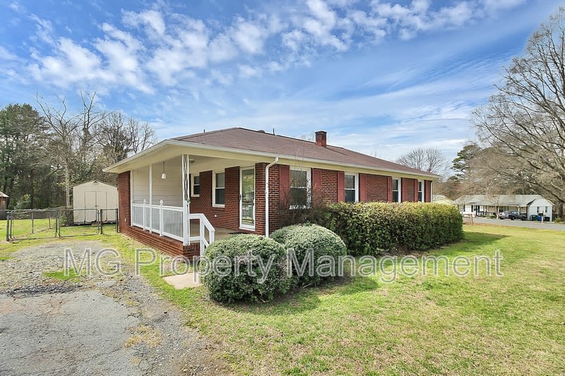 243 Eden Circle – photo 3