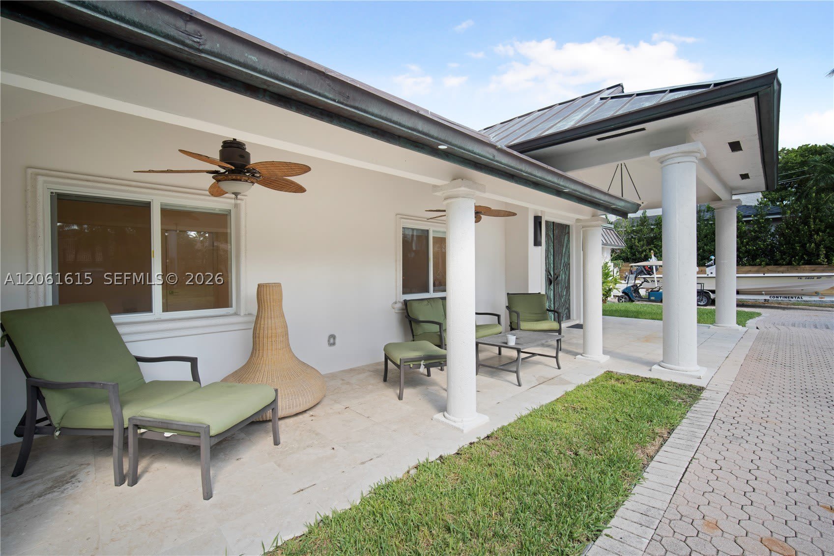 324 Caribbean Rd – photo 1