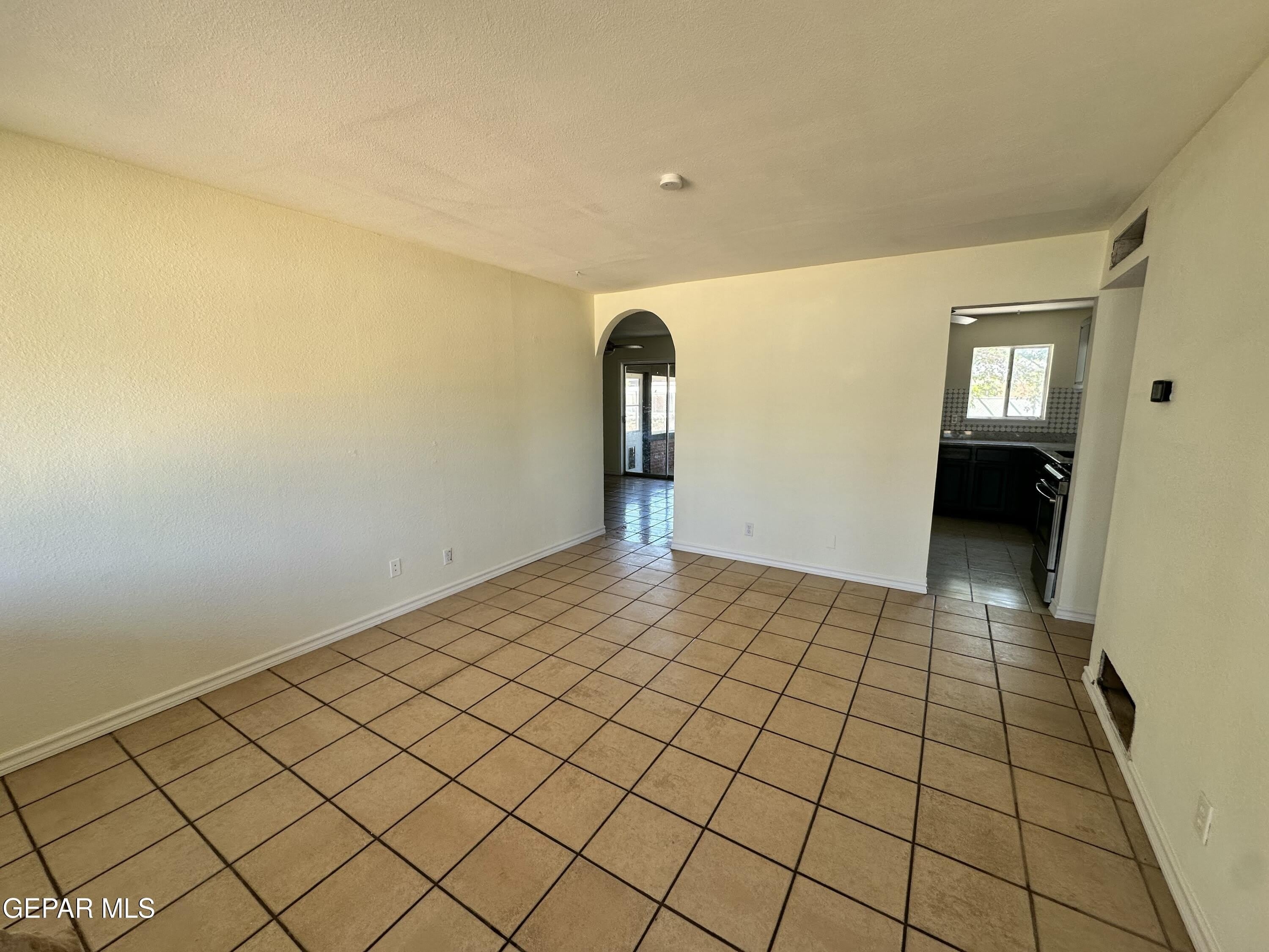 10336 WINDSOR Drive – photo 3