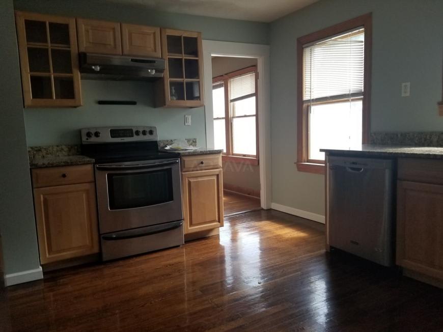 126 Albion St. – photo 1