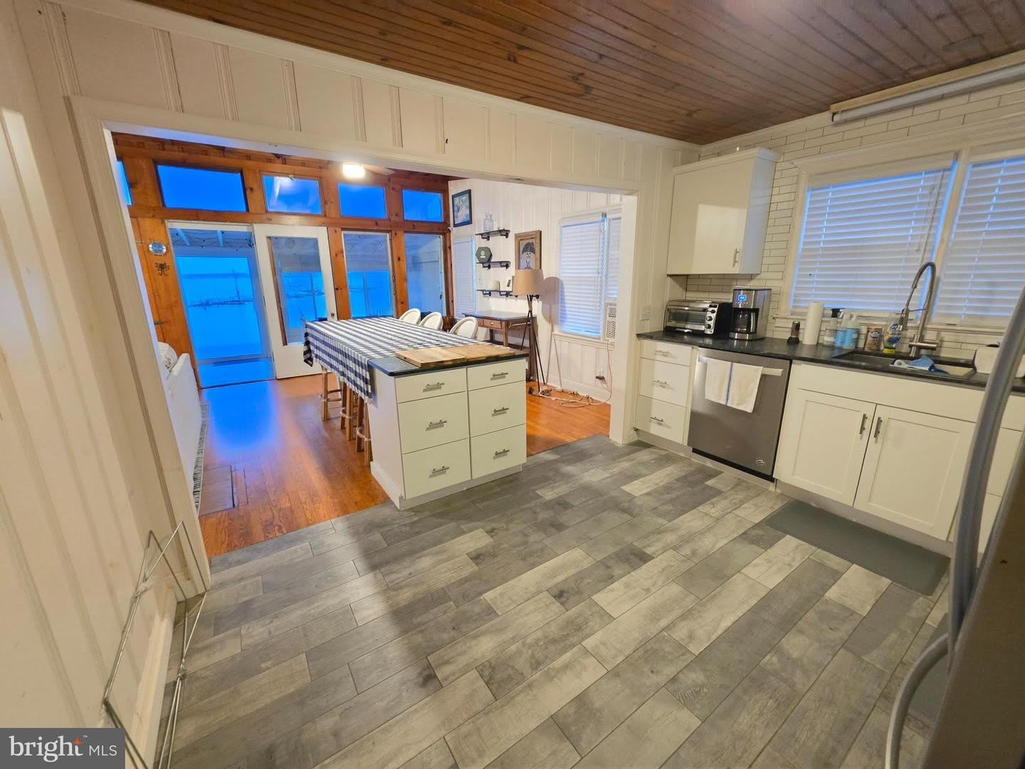 32172 RIVER RD – photo 3