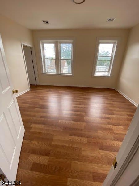 319 14Th Ave – photo 2
