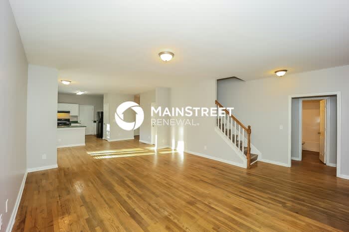 1014 Ada Avenue Northwest – photo 3