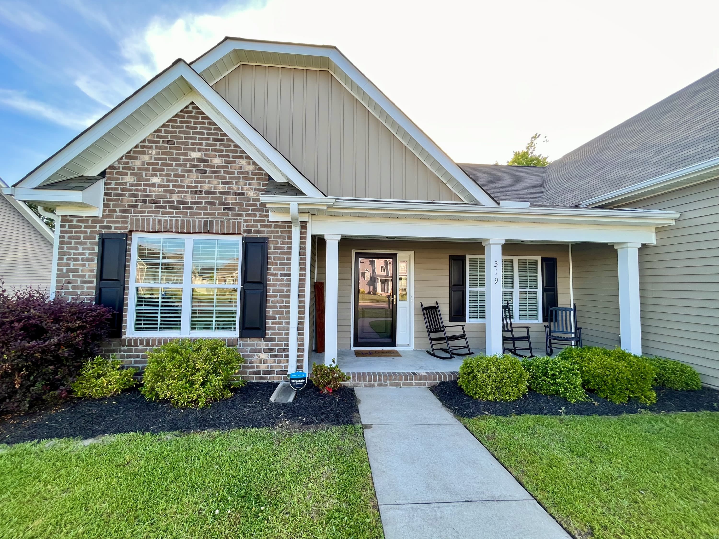 319 Crimson Drive – photo 3