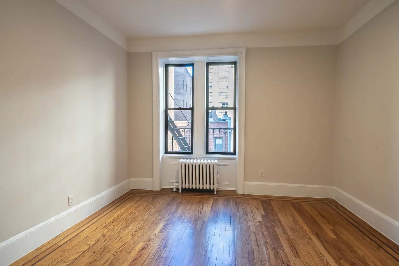 147 E 27th St Apt VCX43HBW – photo 5
