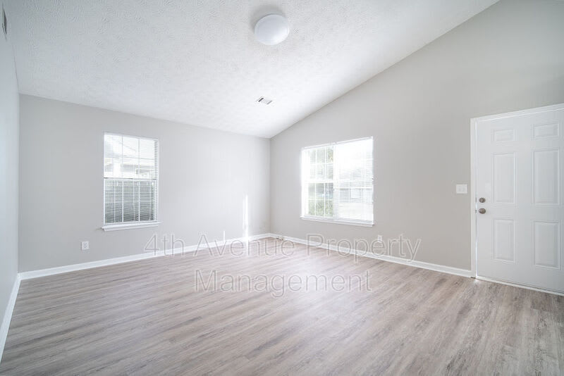 2840 Peeblebrook Court – photo 5