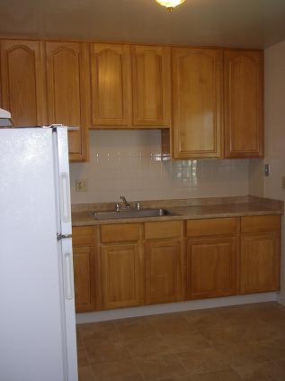 16445 Kent Ave – photo 2