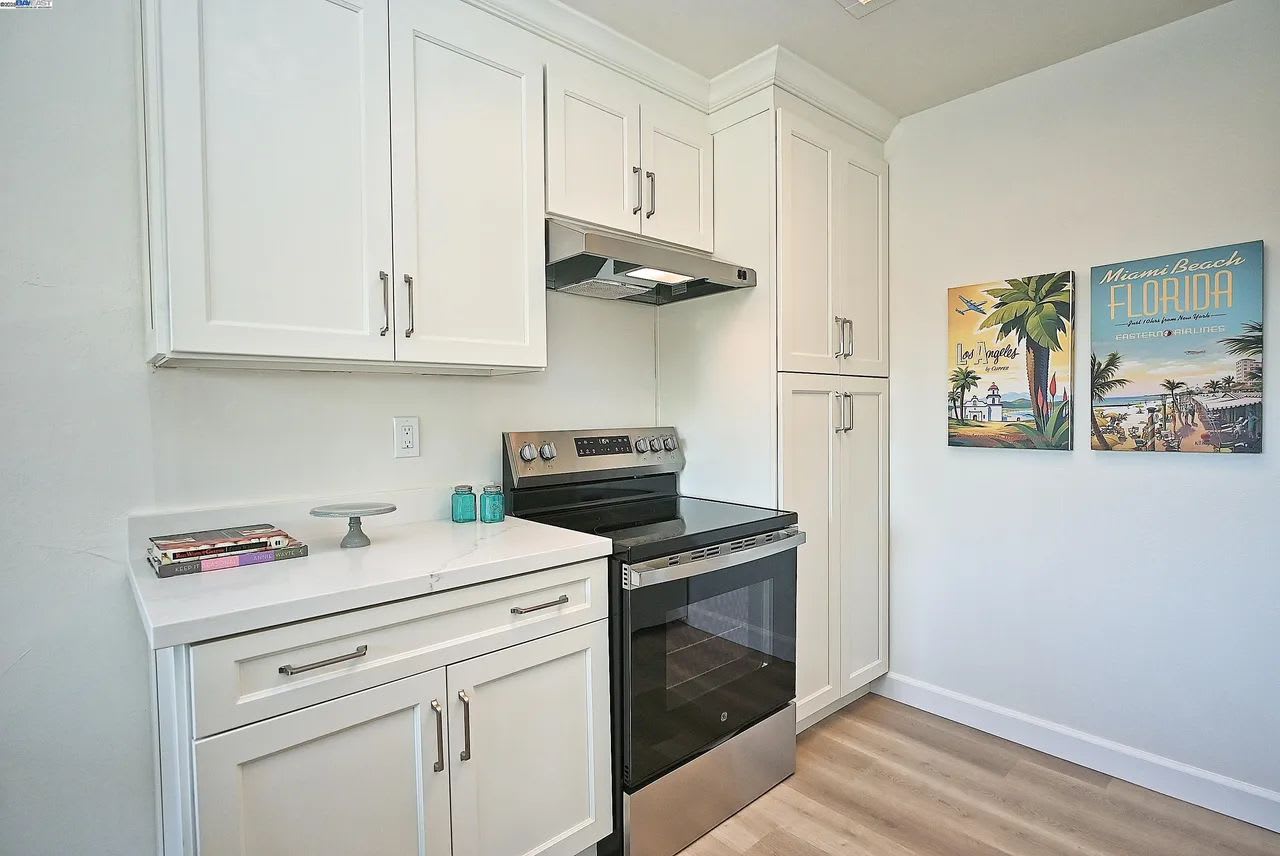 2031 Otis Dr # H – photo 3