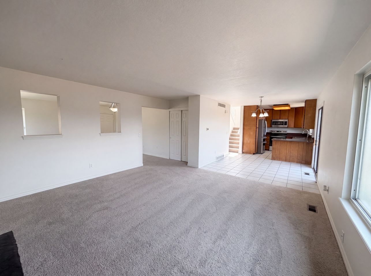 8274 W Plymouth Pl – photo 4