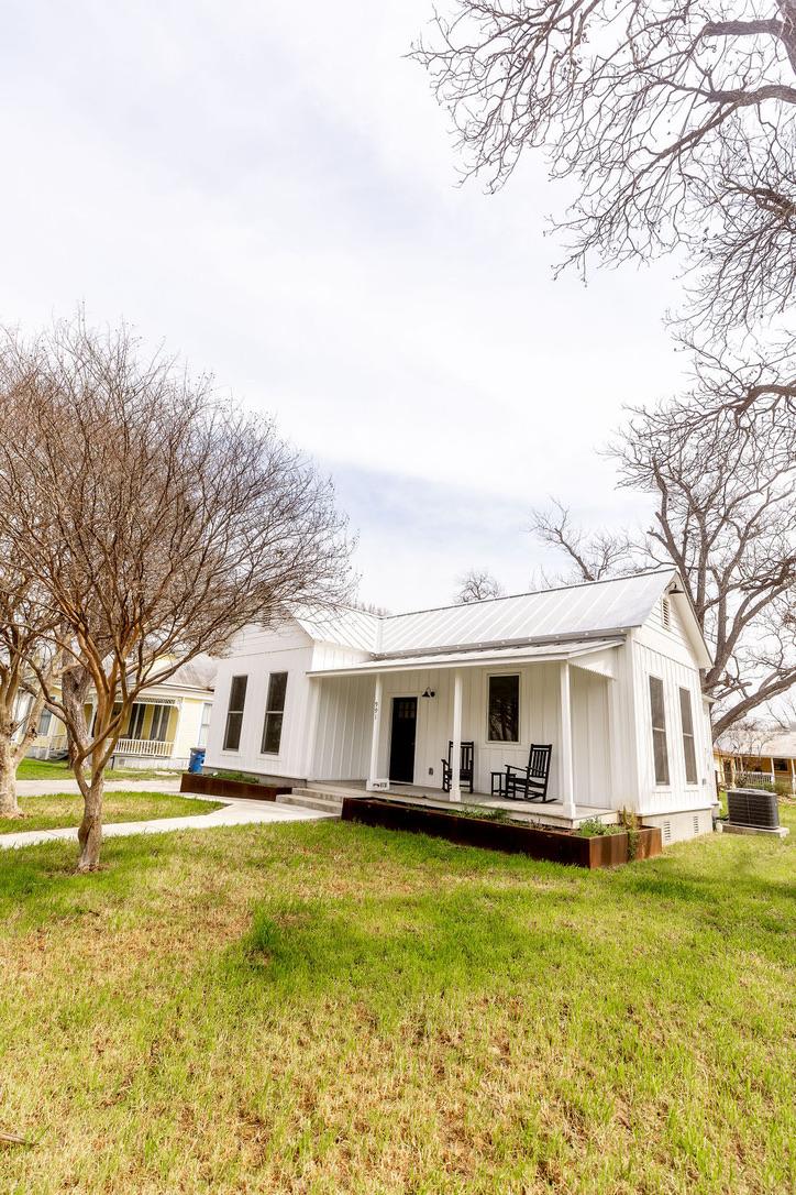 991 Mill Street – photo 1