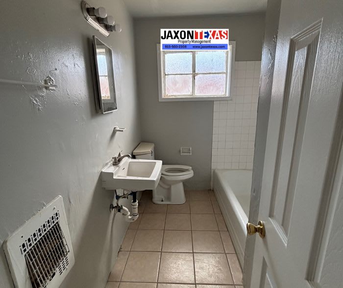 3906 Harrison Avenue – photo 5