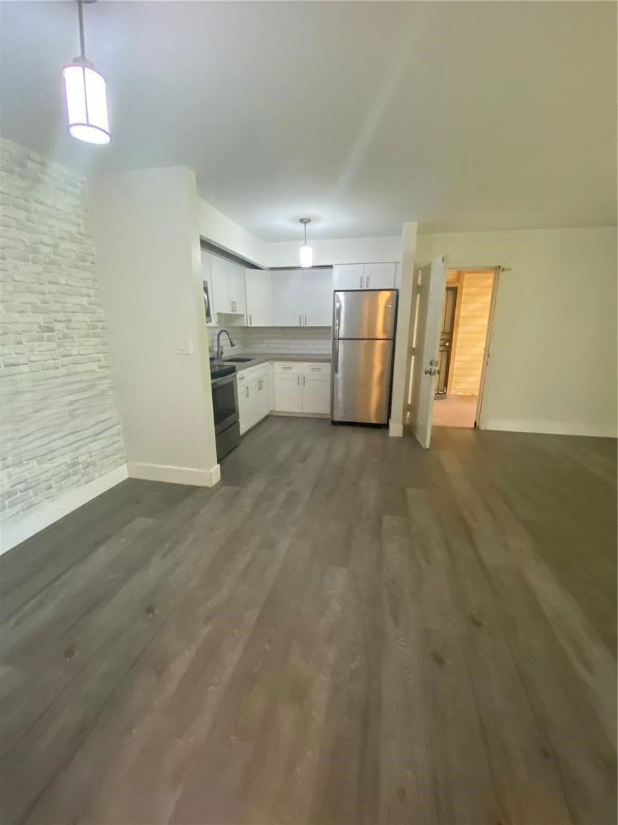 18815 Northwest 62nd Avenue – photo 4