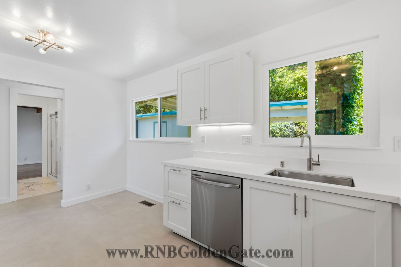 Newly Remodeled 3 Bedroom Home With Gorgeous Views For Rent! – photo 5