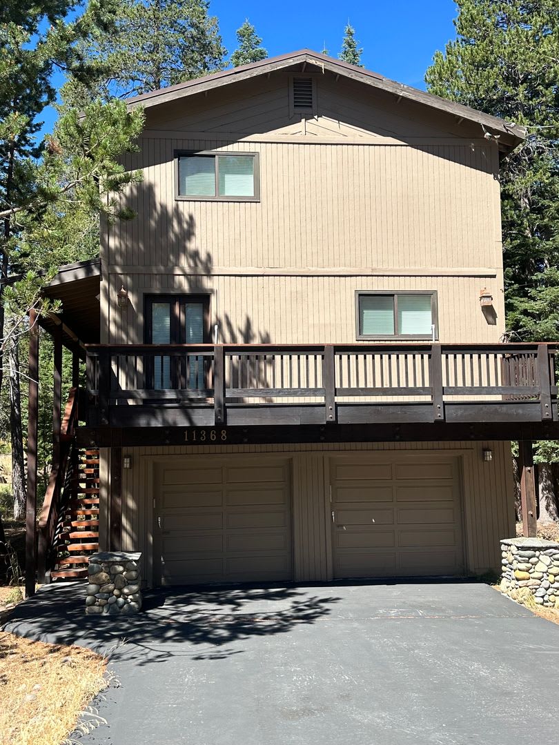 Large Four Bed Ski Lease in Tahoe Donner – photo 2