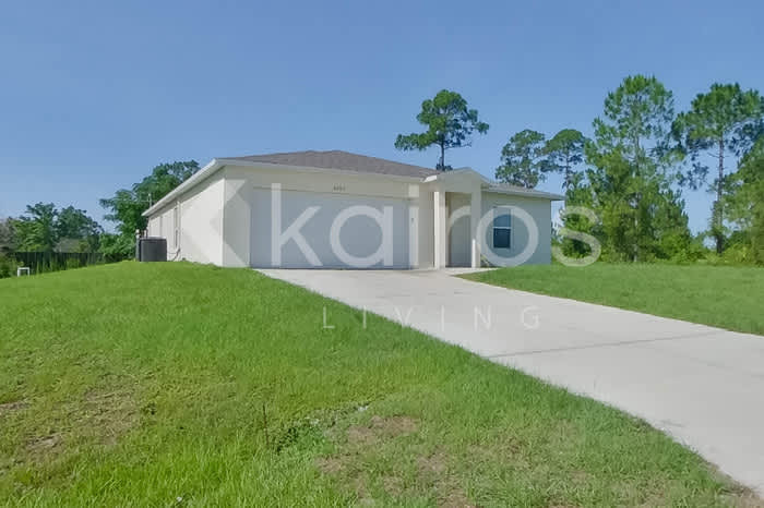 4204 East 5th Street – photo 3