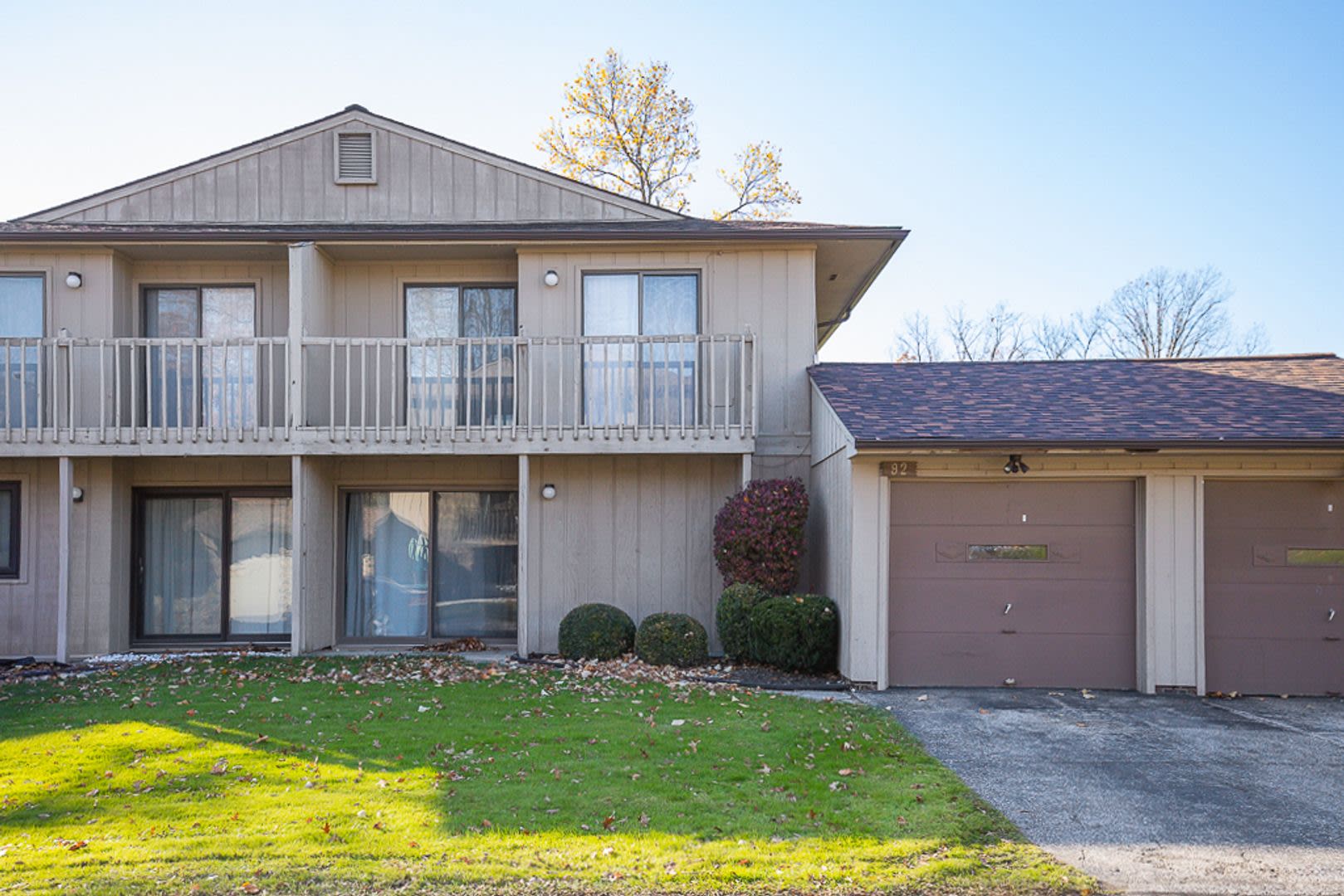 2 Bedroom 1 5 Bath Condo North Royalton – photo 1