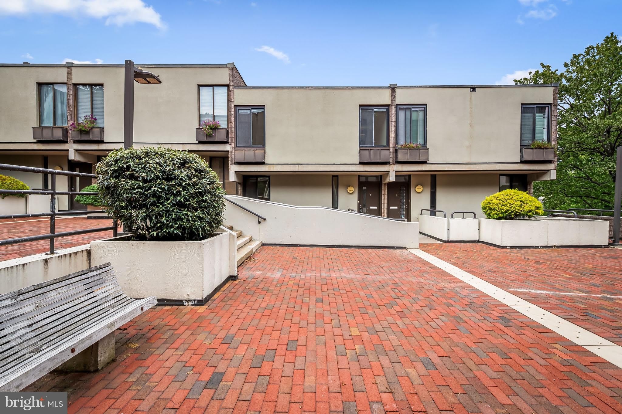 2302 WINEBERRY Terrace – photo 2