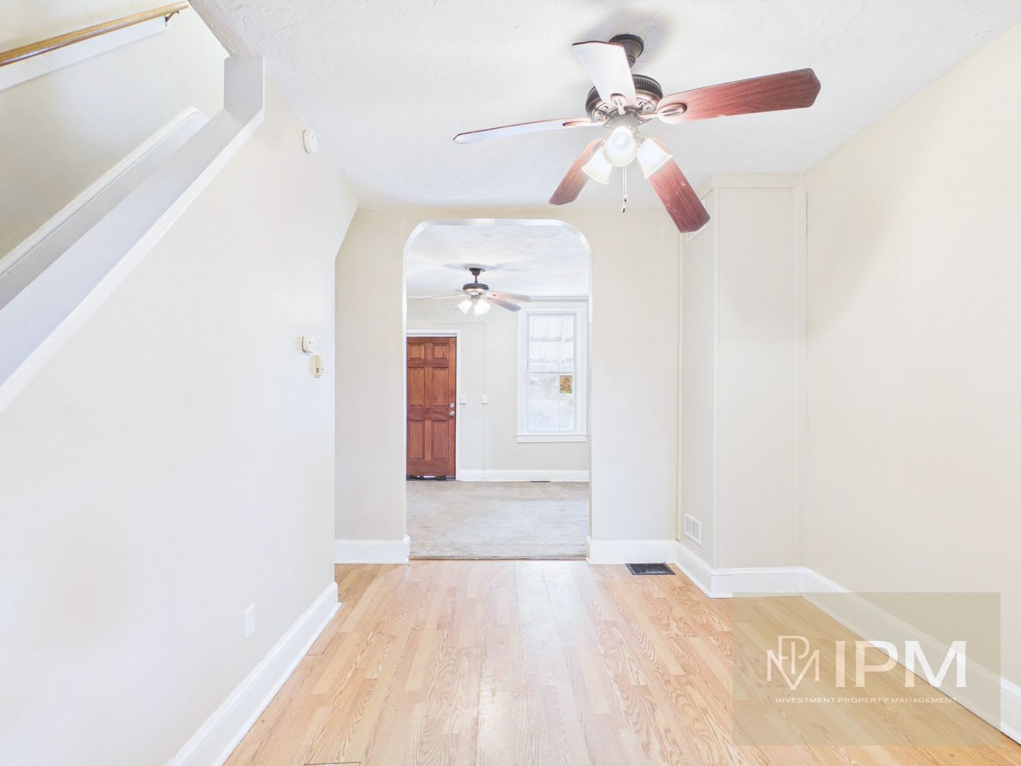 Charming 3 Bedroom, 1 Bath Home in York, Pa! – photo 3