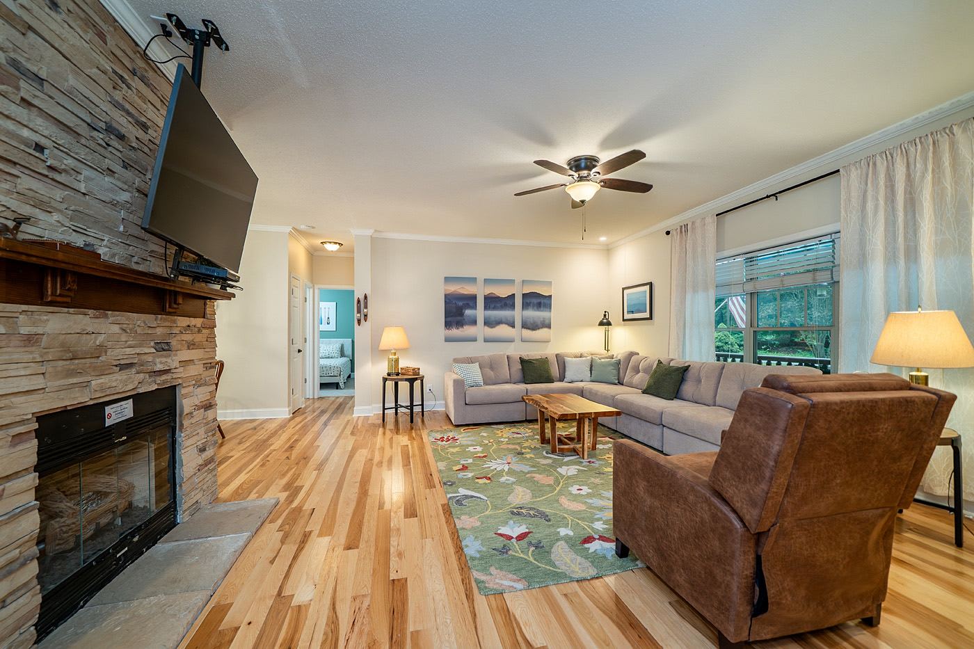 281 Raven Boulevard – photo 3
