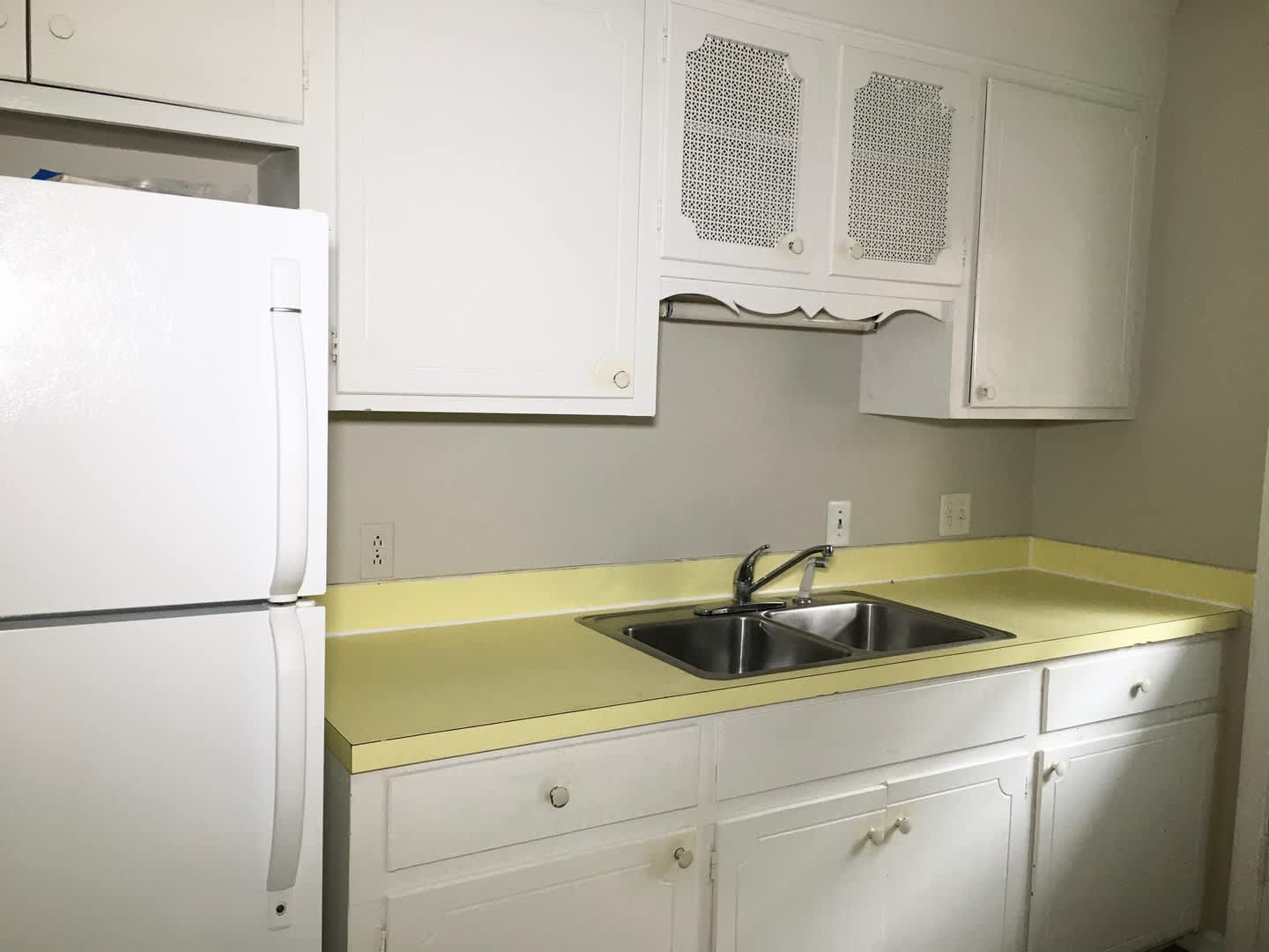 2 Bedroom 1 Bath Apartment in Radcliffeborough – photo 4