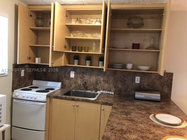 2385 Nw 11Th St – photo 5