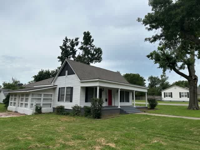 101 E Midland St – photo 3