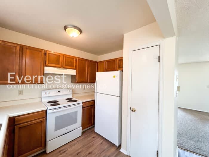 2702 Dickens Drive – photo 5