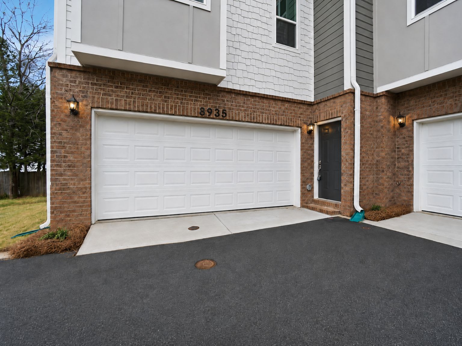 8935 Sharonbrook Drive – photo 2