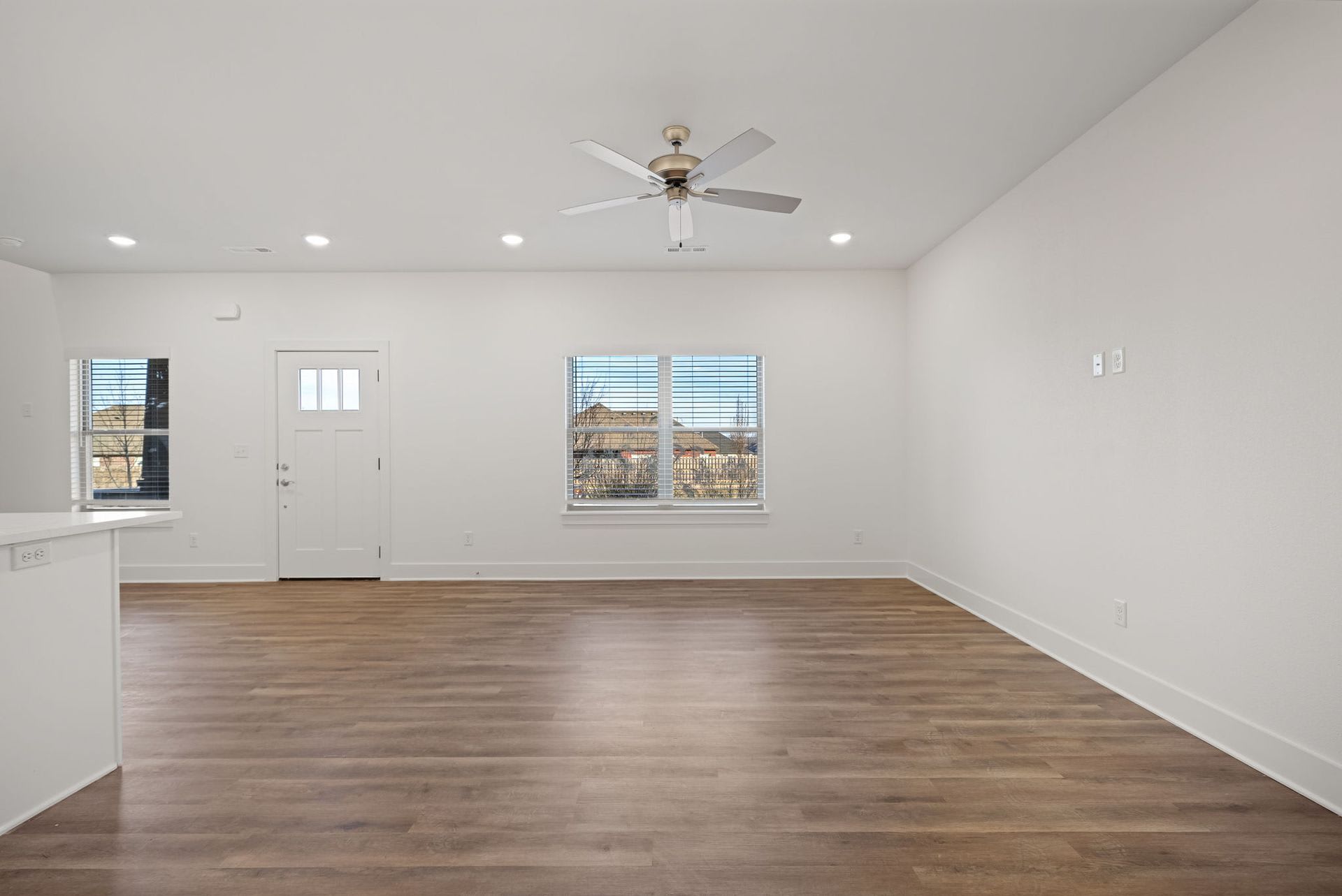 The Retreat At Been Road Villas 3 Bed 2 Bath – photo 4