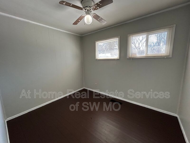 525 W Normal – photo 4
