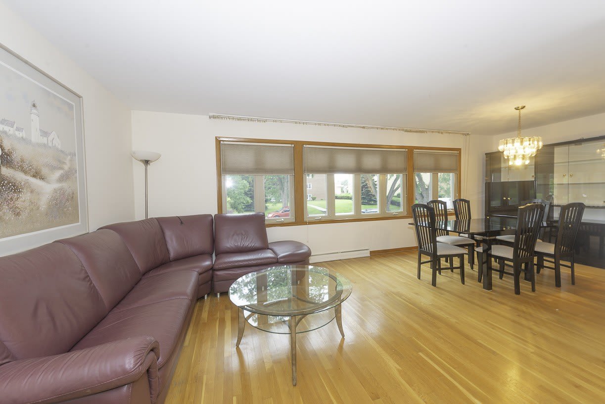 8909 N Wisner Street – photo 2