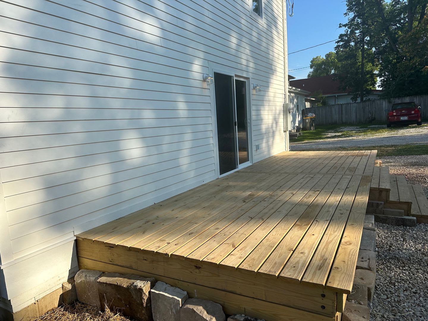 Brand new house ready August 1st, 2026! 5BR-3BA in great location. – photo 4