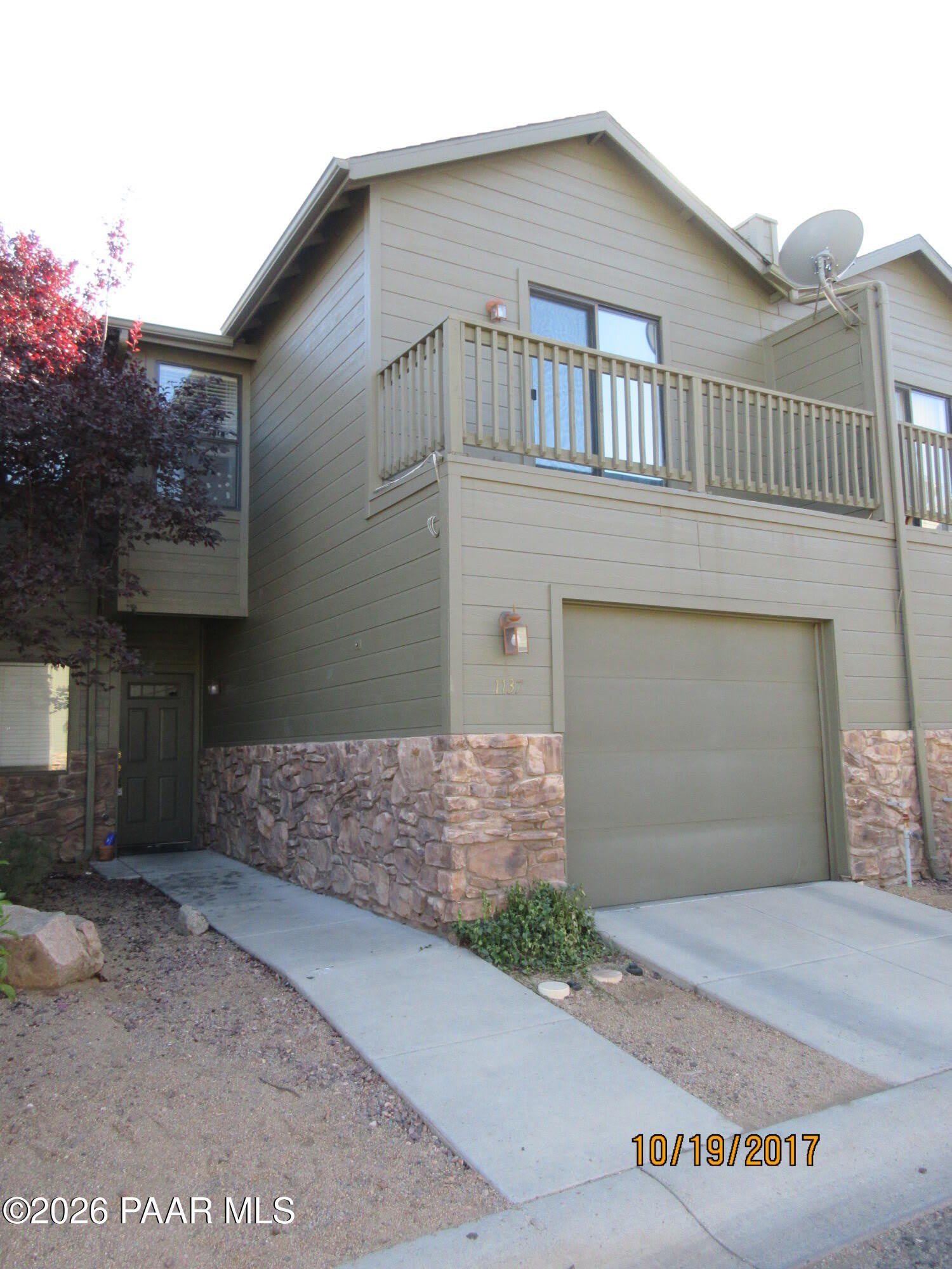 1137 Hughes Street – photo 1