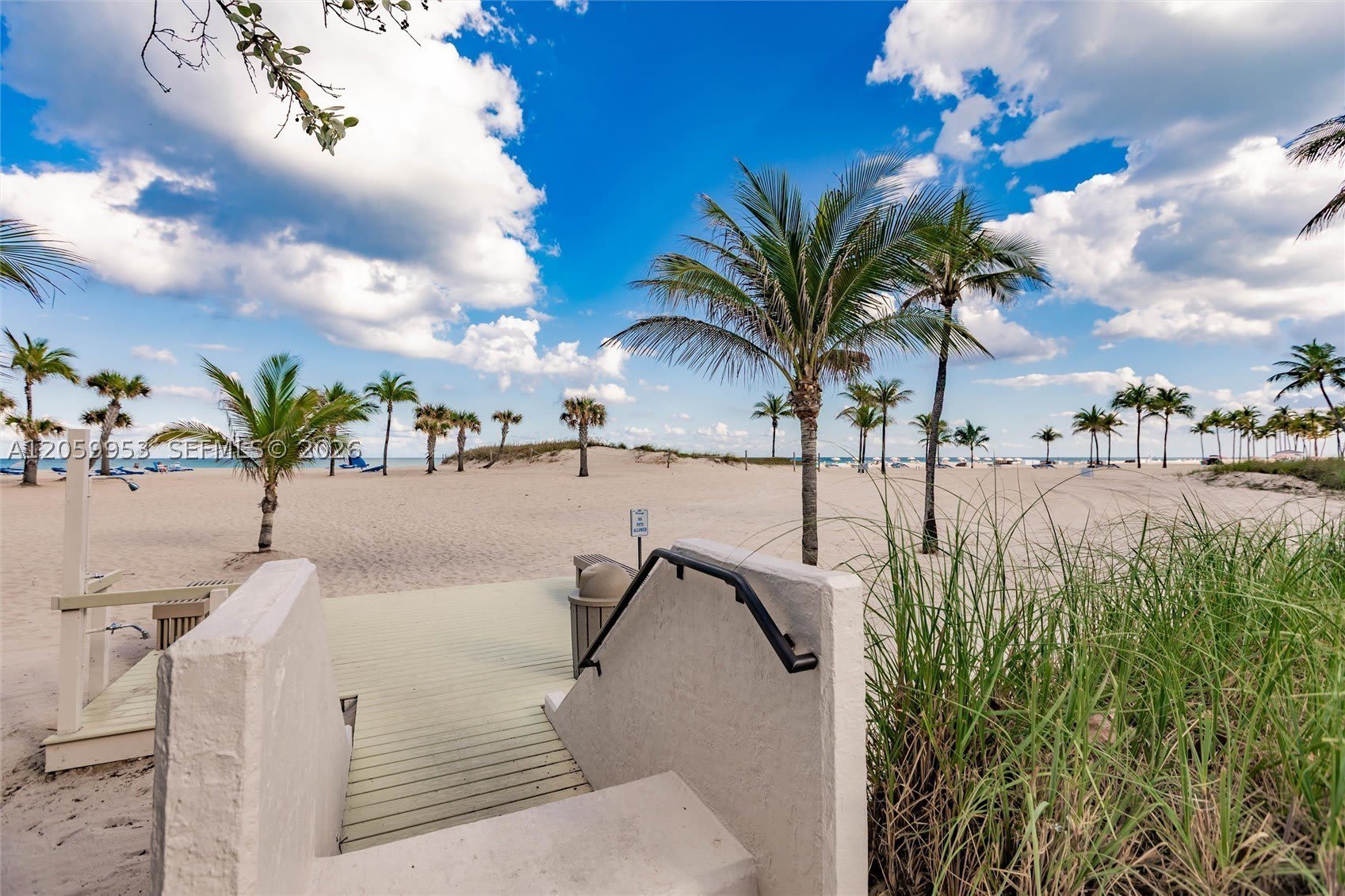 1696 S Ocean Ln – photo 3