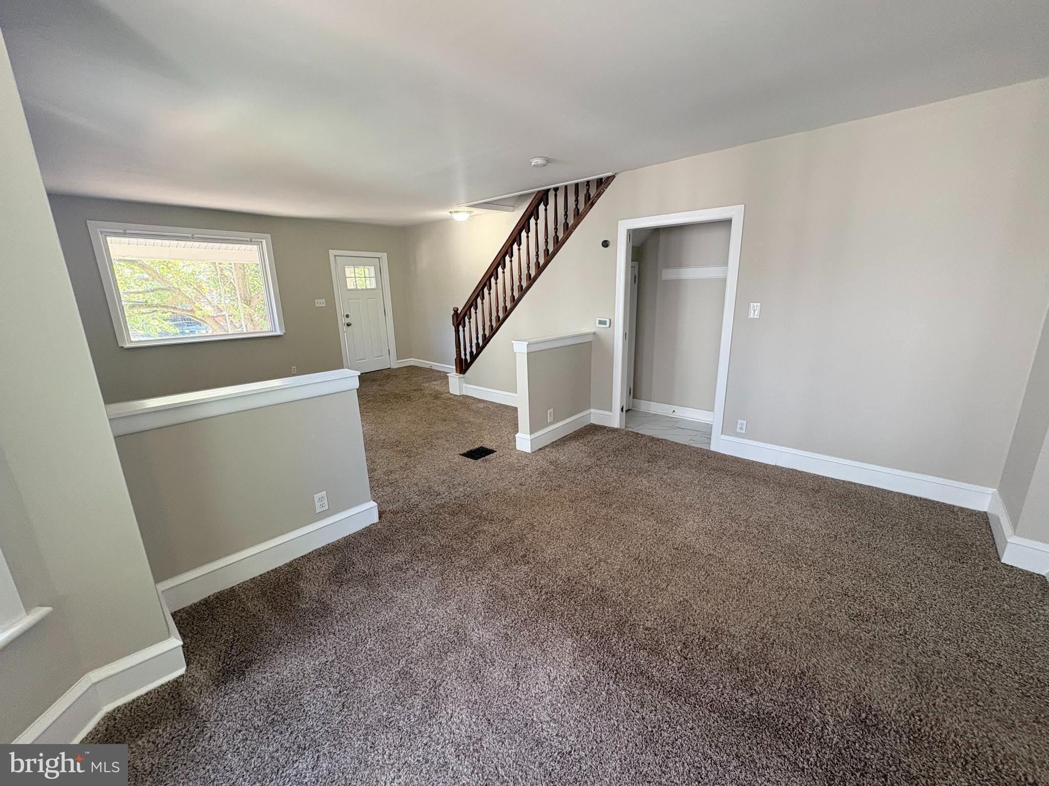 19 Lincoln Avenue – photo 2