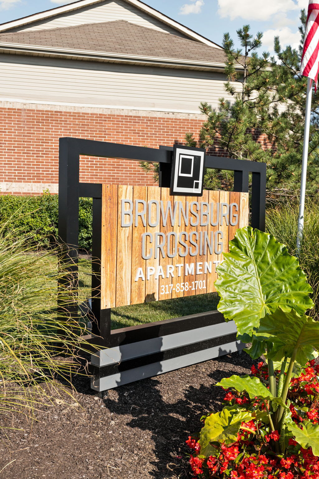 Brownsburg Crossing Apartments – photo 2