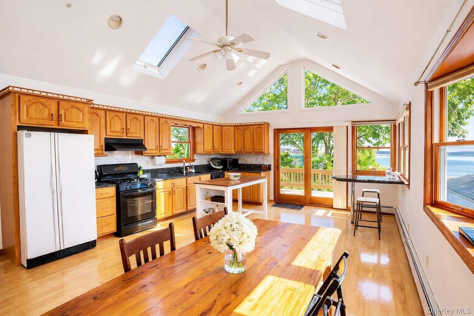 1250 2Nd Street – photo 4
