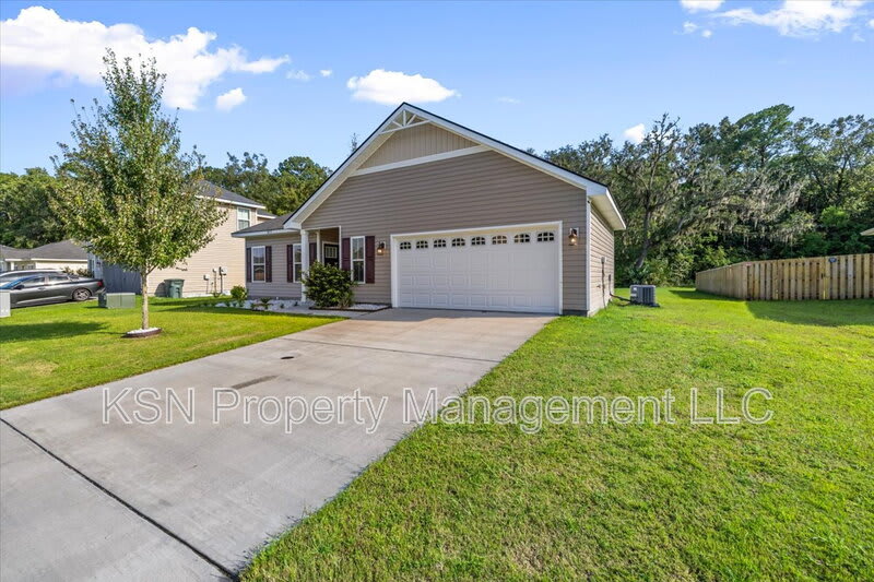 673 Meloney Dr – photo 1