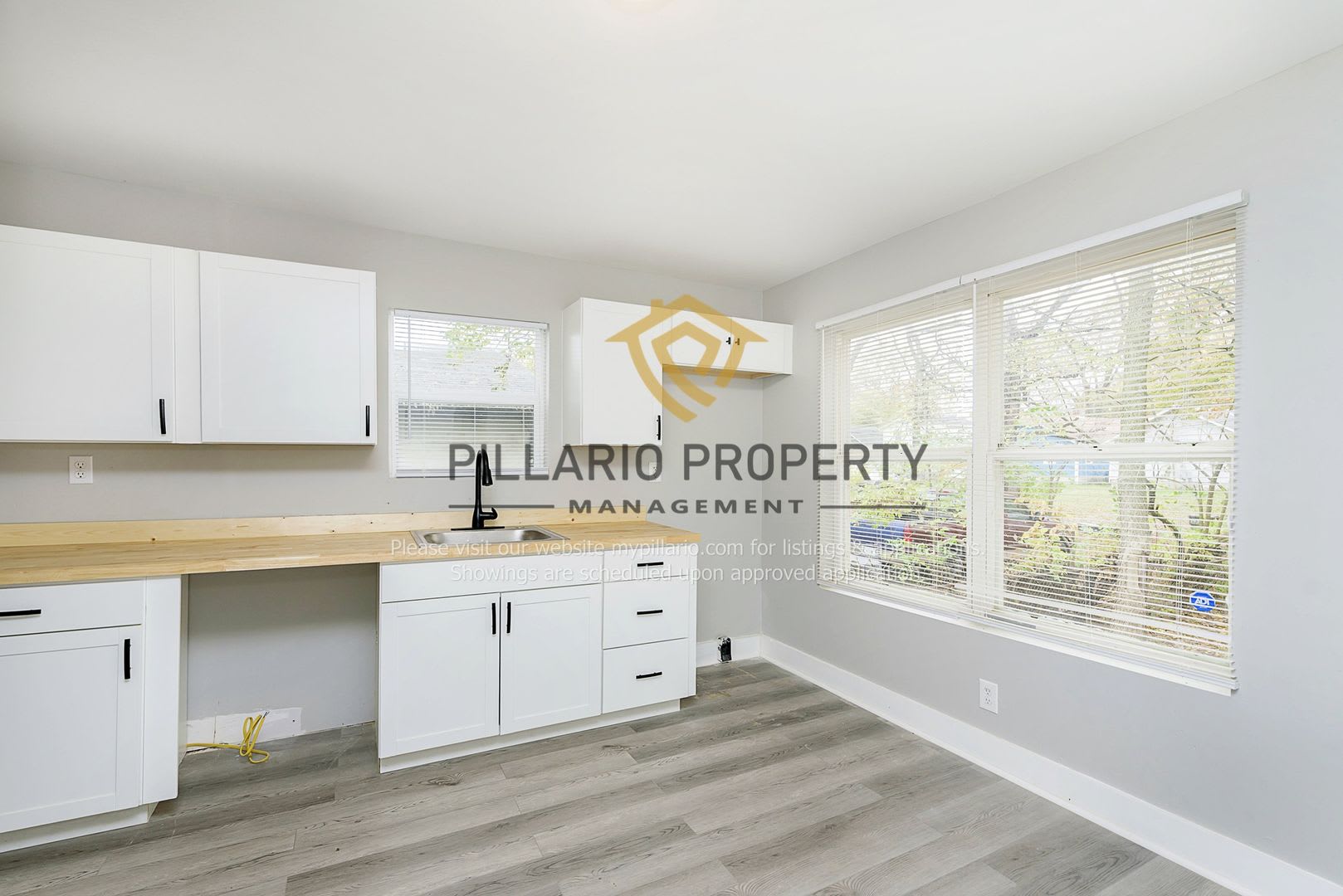 2 Bedroom Home Near Riverside Park, Available NOW! – photo 3