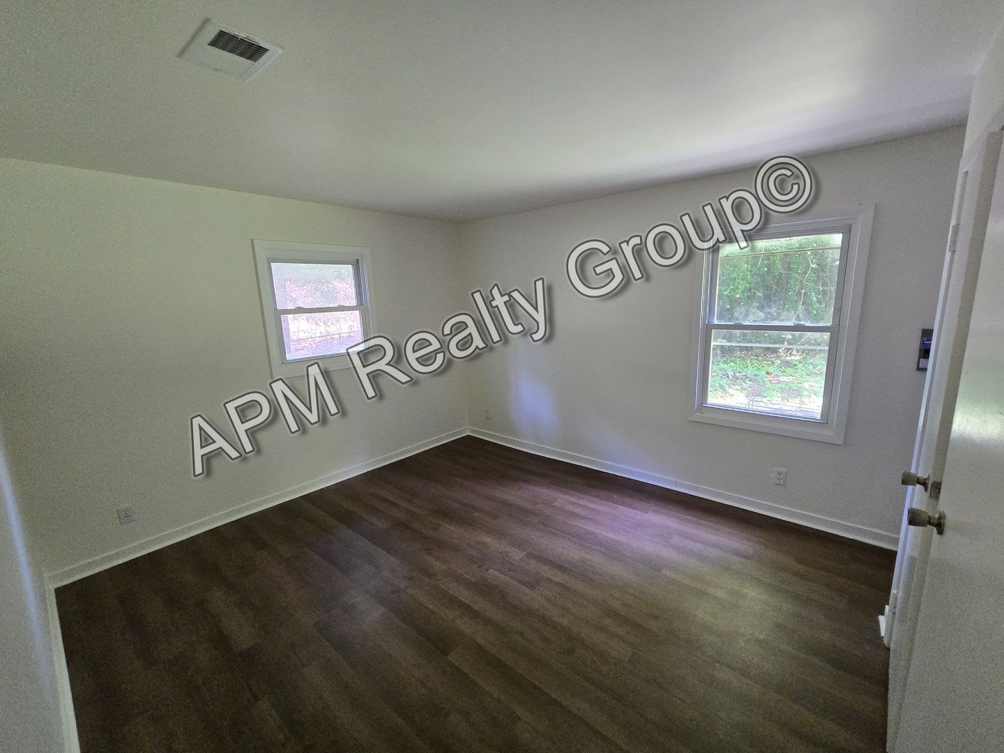 Cute 3 Bedroom 1.5 Bath – photo 4